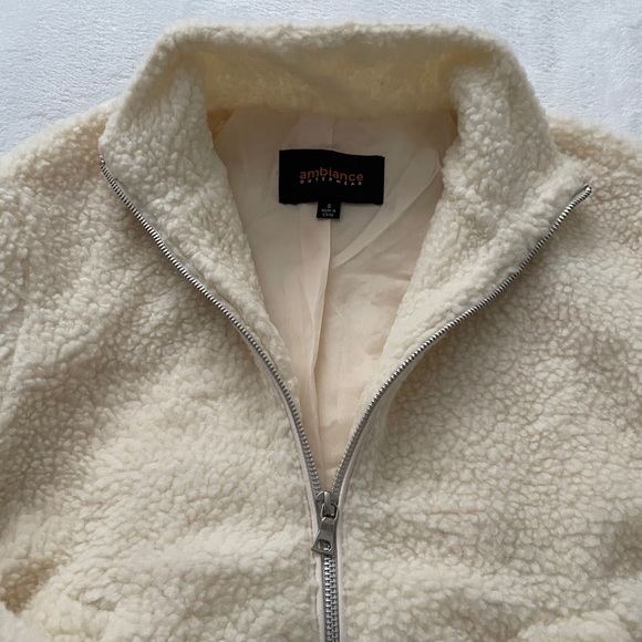 Fashion Nova “Cool n’ collected” Sherpa jacket - Picture 3 of 10